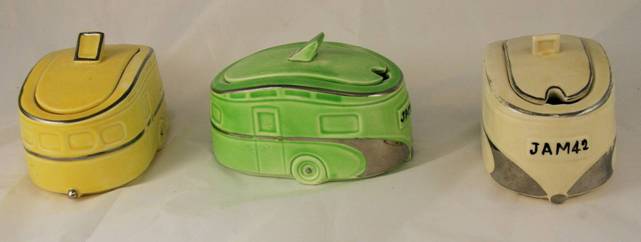 Example of Beswick pottery caravans
